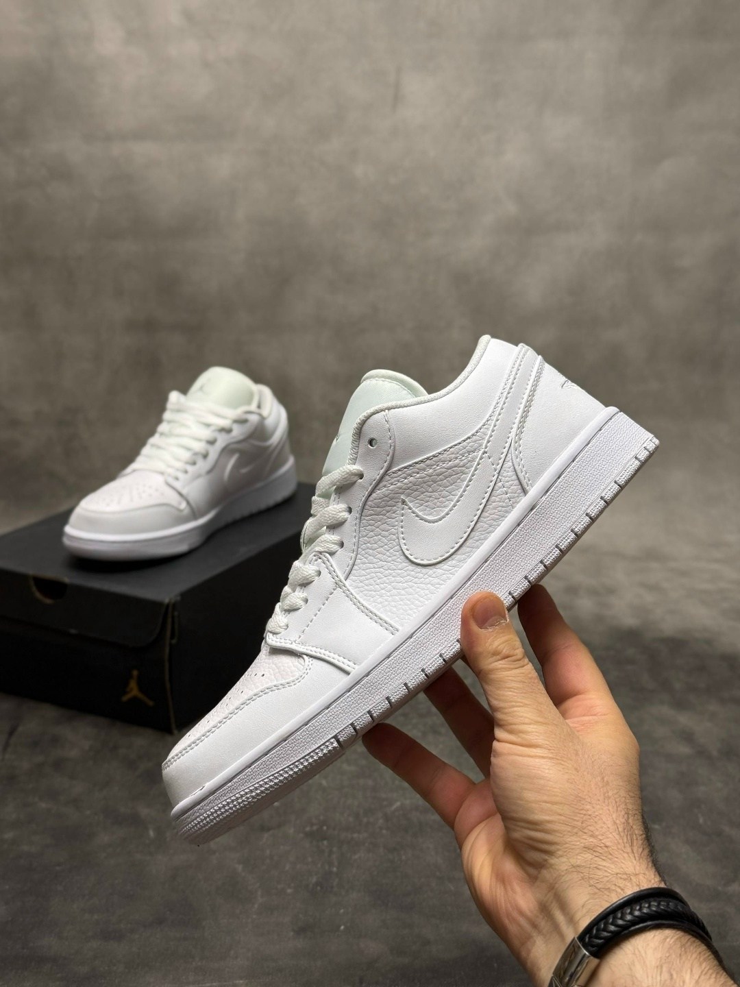 air jordan 1 low triple white,jordan 1 low triple white,nike air jordan 1 low,nike air jordan 1 low white,air jordan 1 low