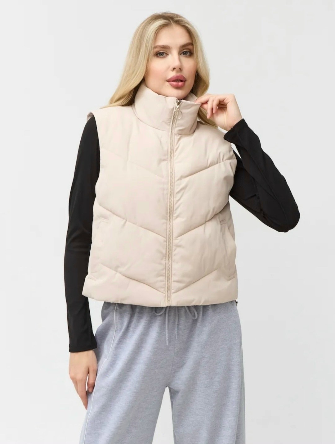 женская жилетка,жилет утепленная,жилет женский,утепленный женский жилет,жилет безрукавка