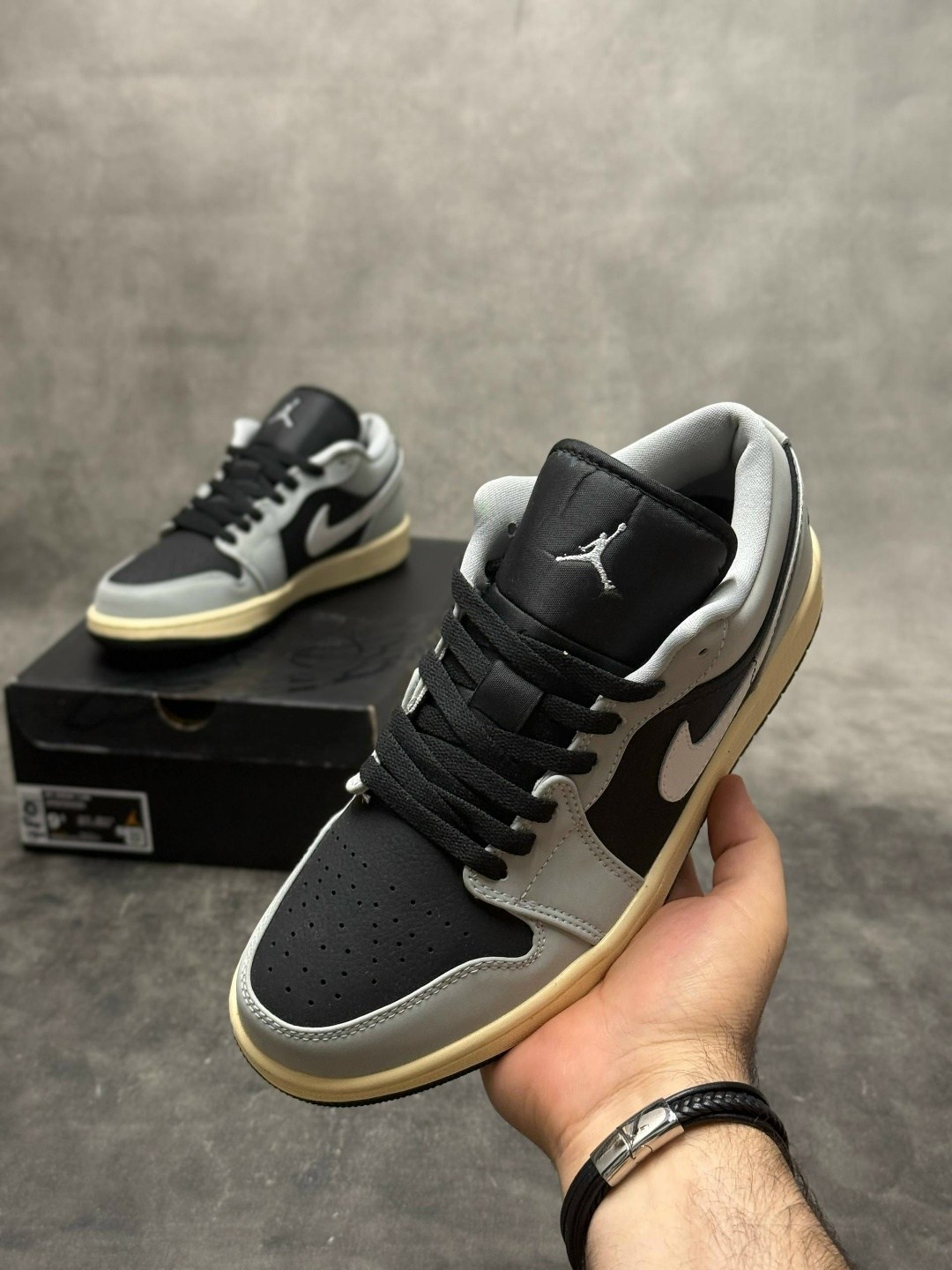 nike air jordan 1 low,air jordan 1 low smoke grey,air jordan 1 low,nike air jordan 1 low se,jordan 1 low