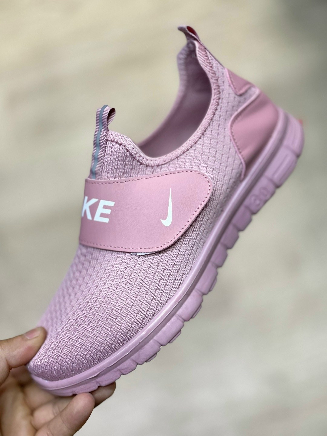 женские кроссовки nike,кроссовки,женские кроссовки, спортивная,кроссовки женские летние