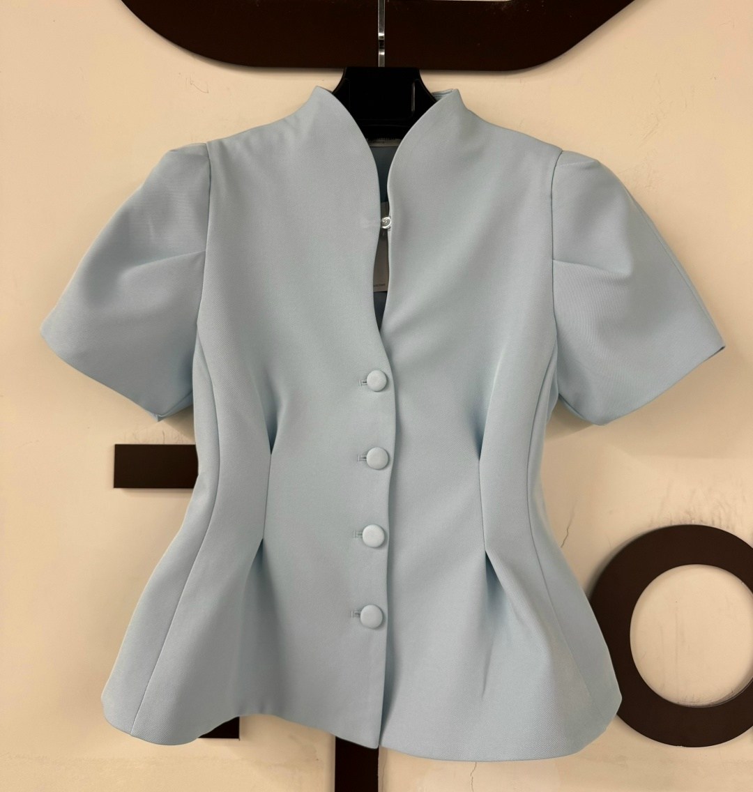 приталенная блуза,элегантное модное,женские жакеты,приталенный жилет,жакет