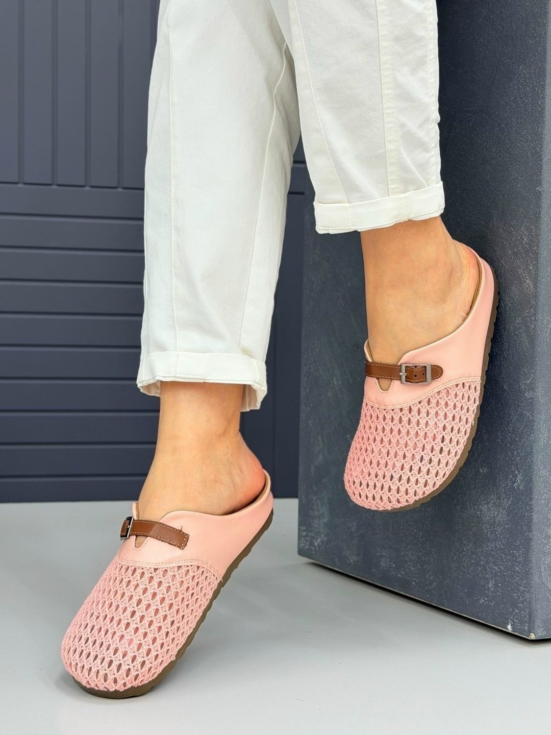 ,модные тапочки,летняя женская ,женская ,шлепанцы женские