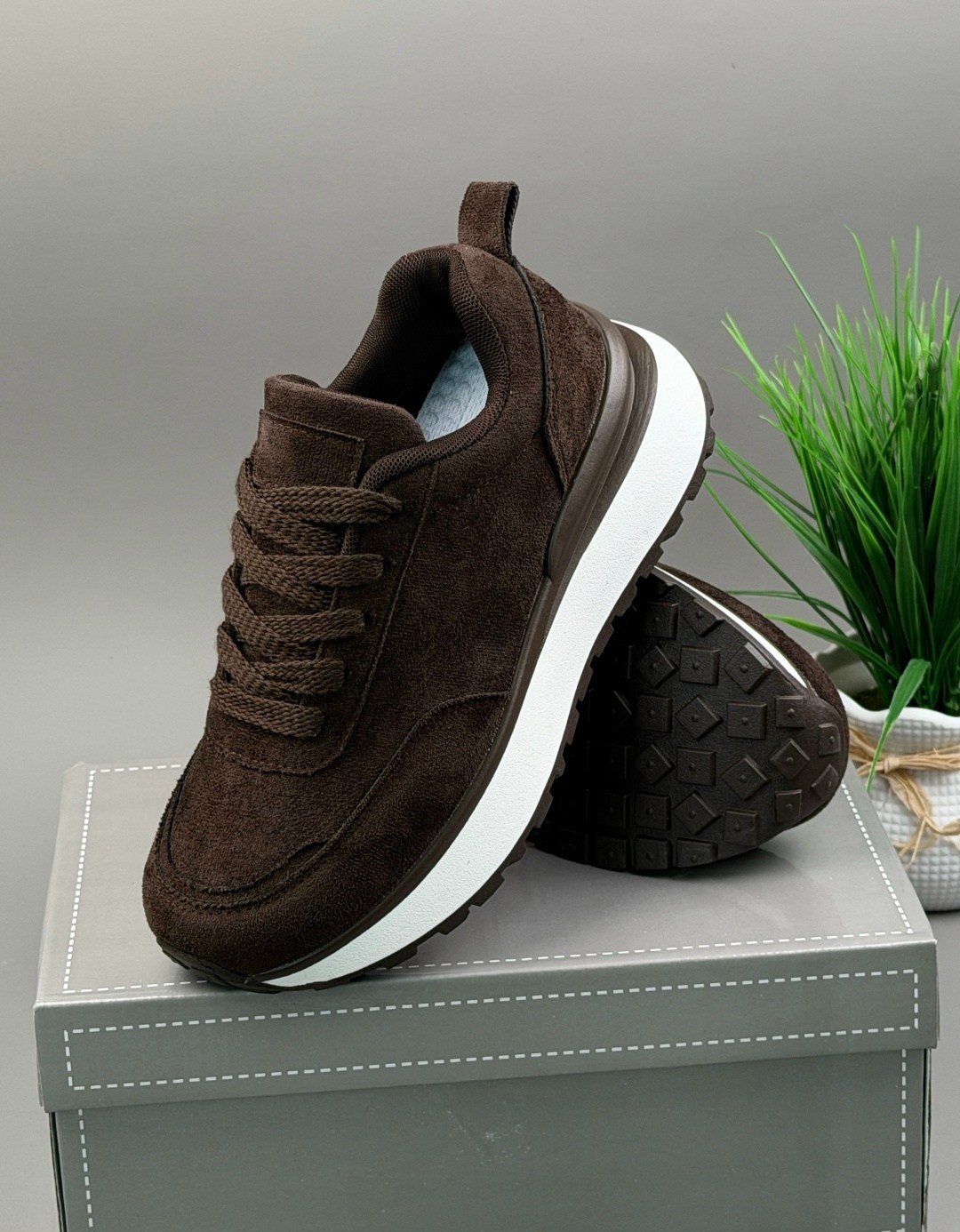 ,замшевые кроссовки,женские кроссовки из натуральной замши,brunеllо сuсinеlli женские замшевые кроссовки,кроссовки brunello cucinelli