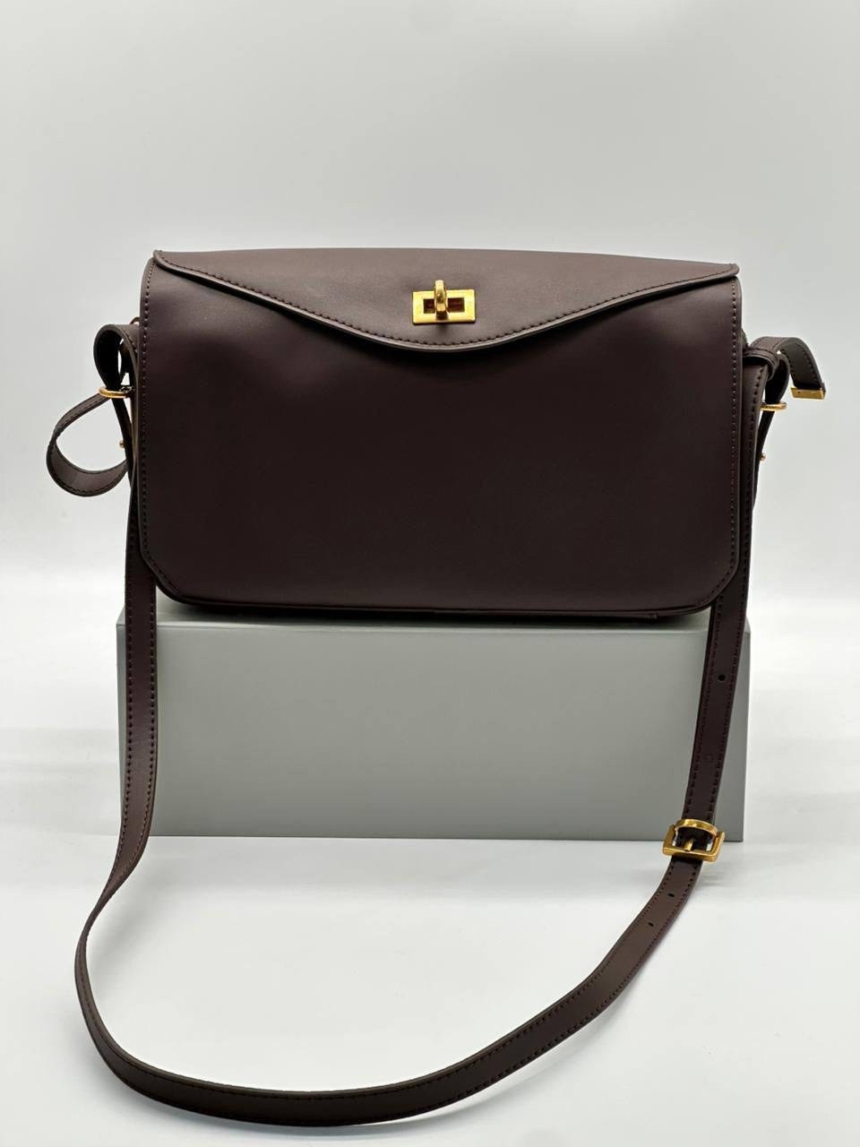 сумка balenciaga,сумка женская balenciaga,сумка,сумка баленсиага бежевая,классическая сумка