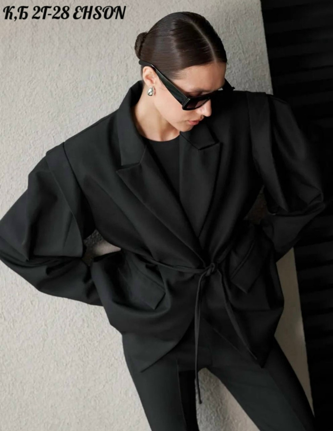 женский пиджак оверсайз,пиджак оверсайз трендовый с объемными рукавами,жакет женский офисный,женский пиджак,пиджак удлиненный с объемными рукавами оверсайз ulka shop