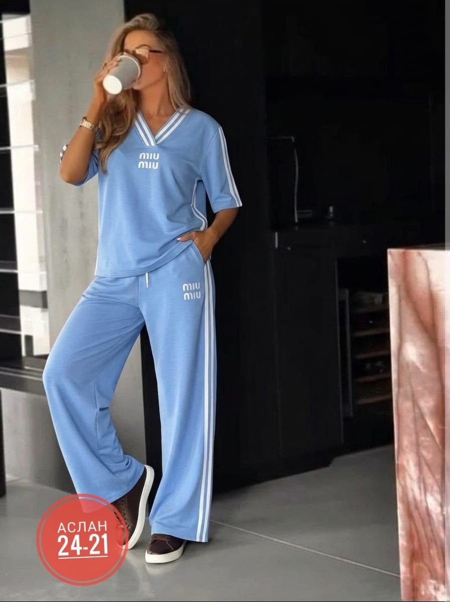 женский спортивный костюм,стильные костюмы,женские костюмы,трикотажные костюмы,спортивный костюм