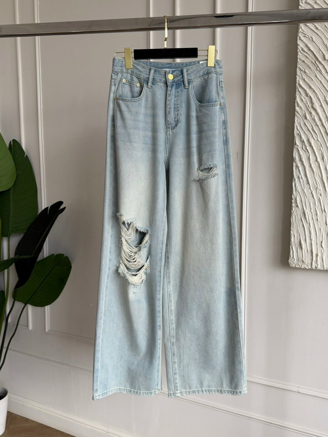 джинсы женские широкие,джинсы женские,джинсы широкие,модные джинсы,голубые джинсы