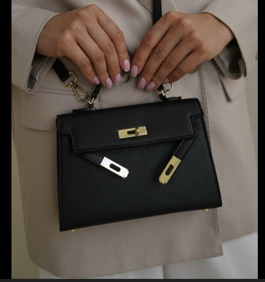 стильная женская сумка,женская сумка в стиле бренда келли эрмес в черном цвете,сумка келли эрмес черная,модные сумки женские,сумочка женская