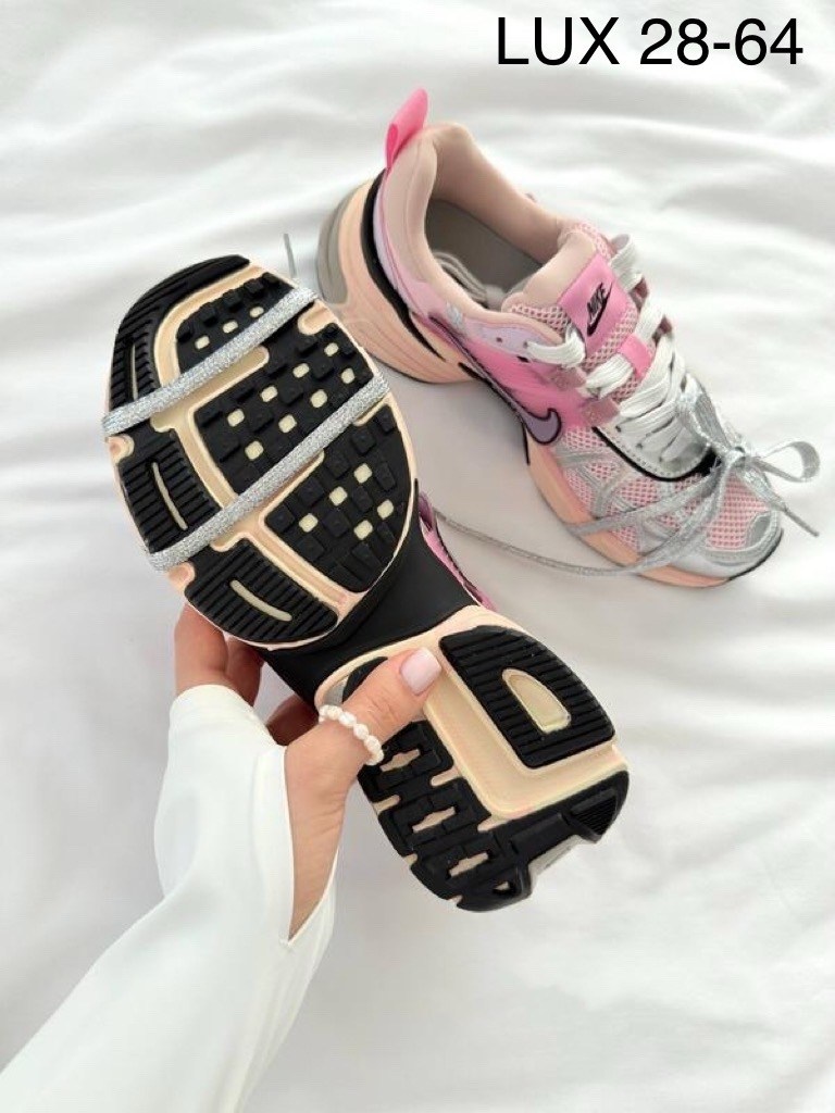 кроссовки для женщин nike initiator pink,кроссовки nike женские,nike кроссовки,кроссовки для бега v2k run женские с низким верхом серебристо-розовые nike,nike кроссовки для бега