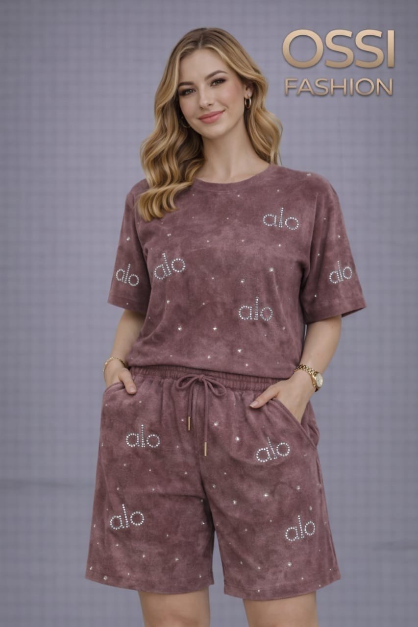 костюм велюровый,домашние костюмы,домашний велюровый костюм,велюровый комплект,домашний костюм женский