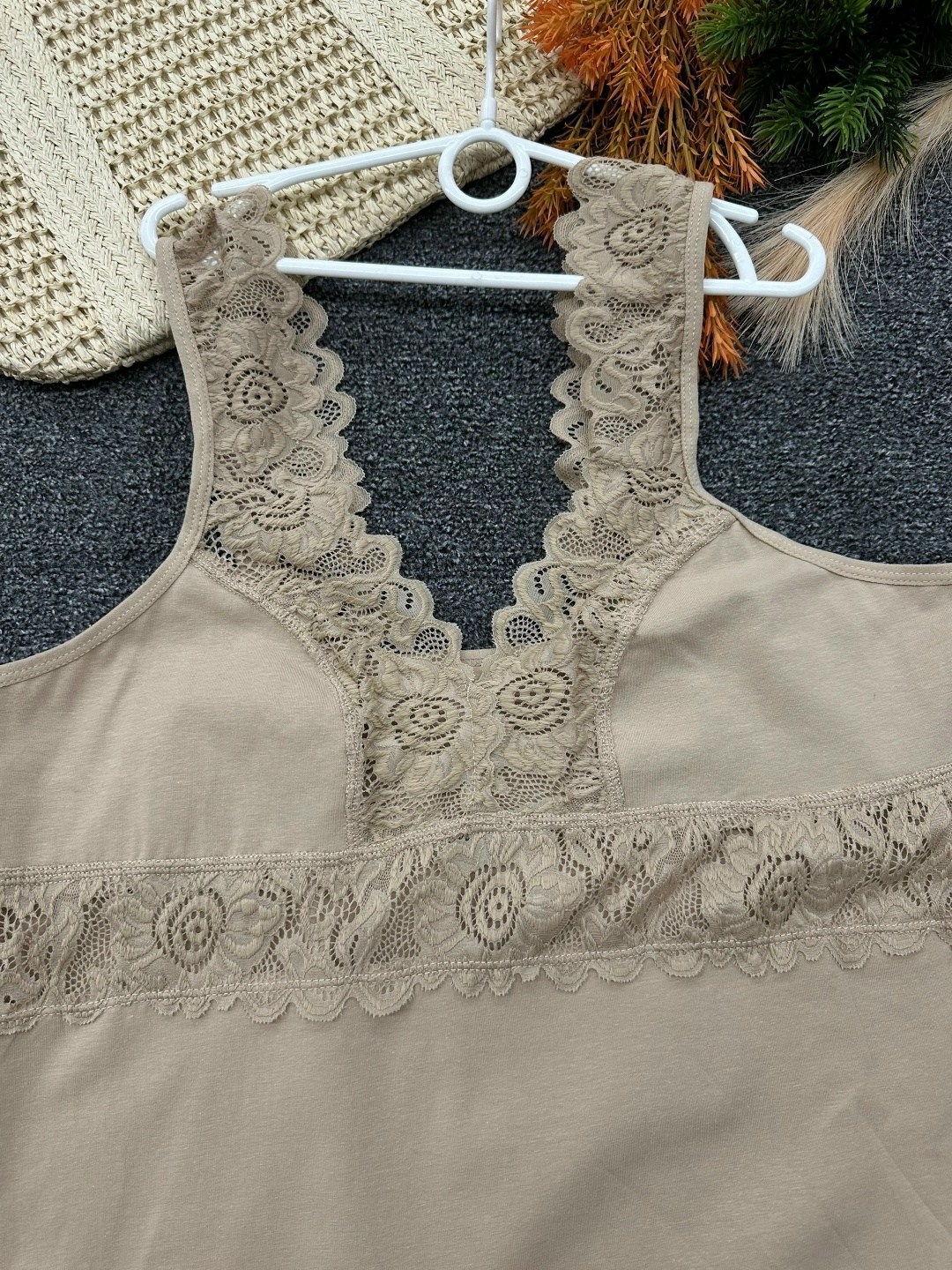 нижнее белье для женщин,майка женская,майка с кружевами,нижне бельё женское,кружевные топы