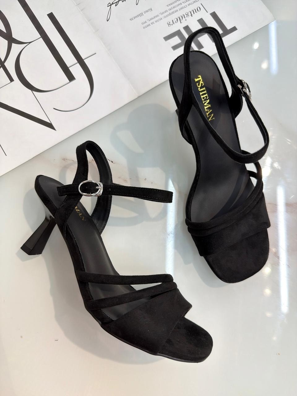 женские босоножки,босоножки на каблуках,босоножки с ремешками,босоножки на высоком каблуке,босоножки на невысоком каблуке