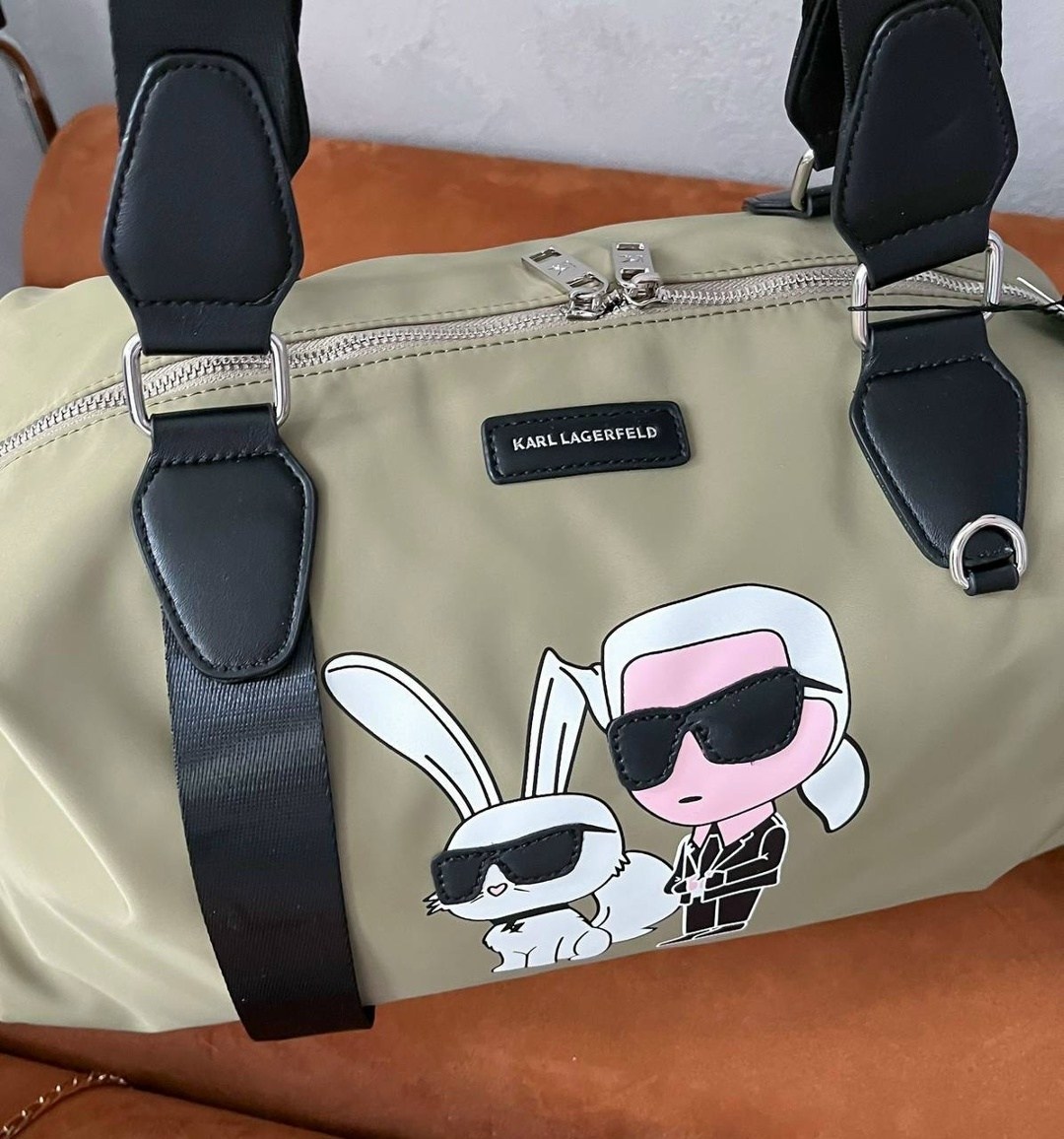 дорожная сумка karl lagerfeld,сумка karl lagerfeld,сумка женская дорожная спортивная karl lagerfeld,сумка karl lagerfeld спортивная,сумка дорожная карл лагерфельд женская