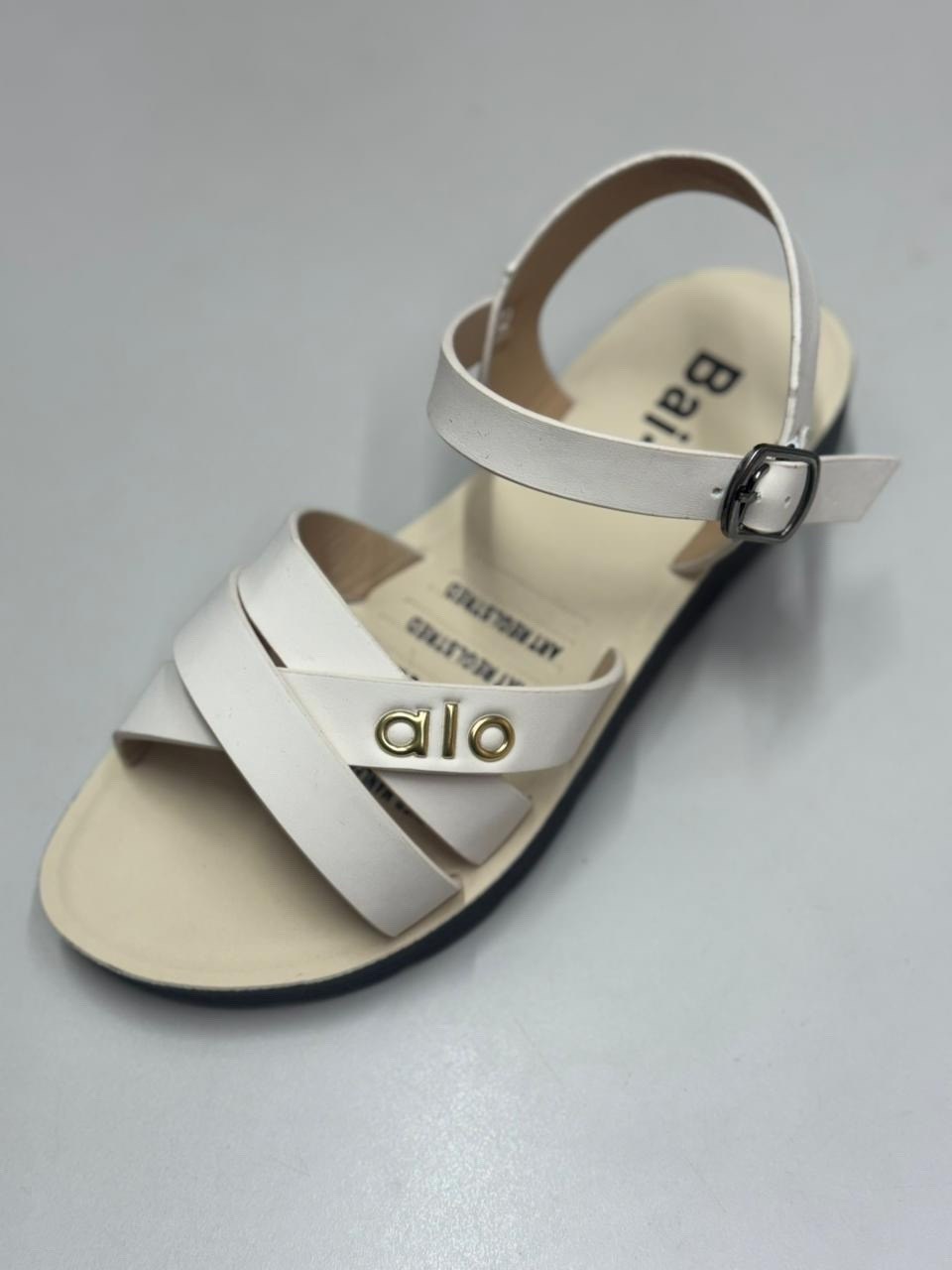 сандалии,женские сандалии,сандали,спортивные сандалии,сандалии мужские