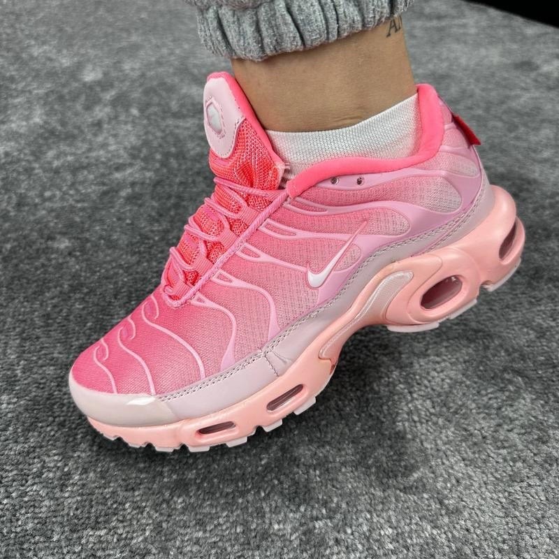 nike air max plus tn pink,женские кроссовки nike air max plus tn pink,женские кроссовки nike air max plus tn розовые,кроссовки nike air max plus tn,кроссовки air max plus tn летние nike цвет розовый