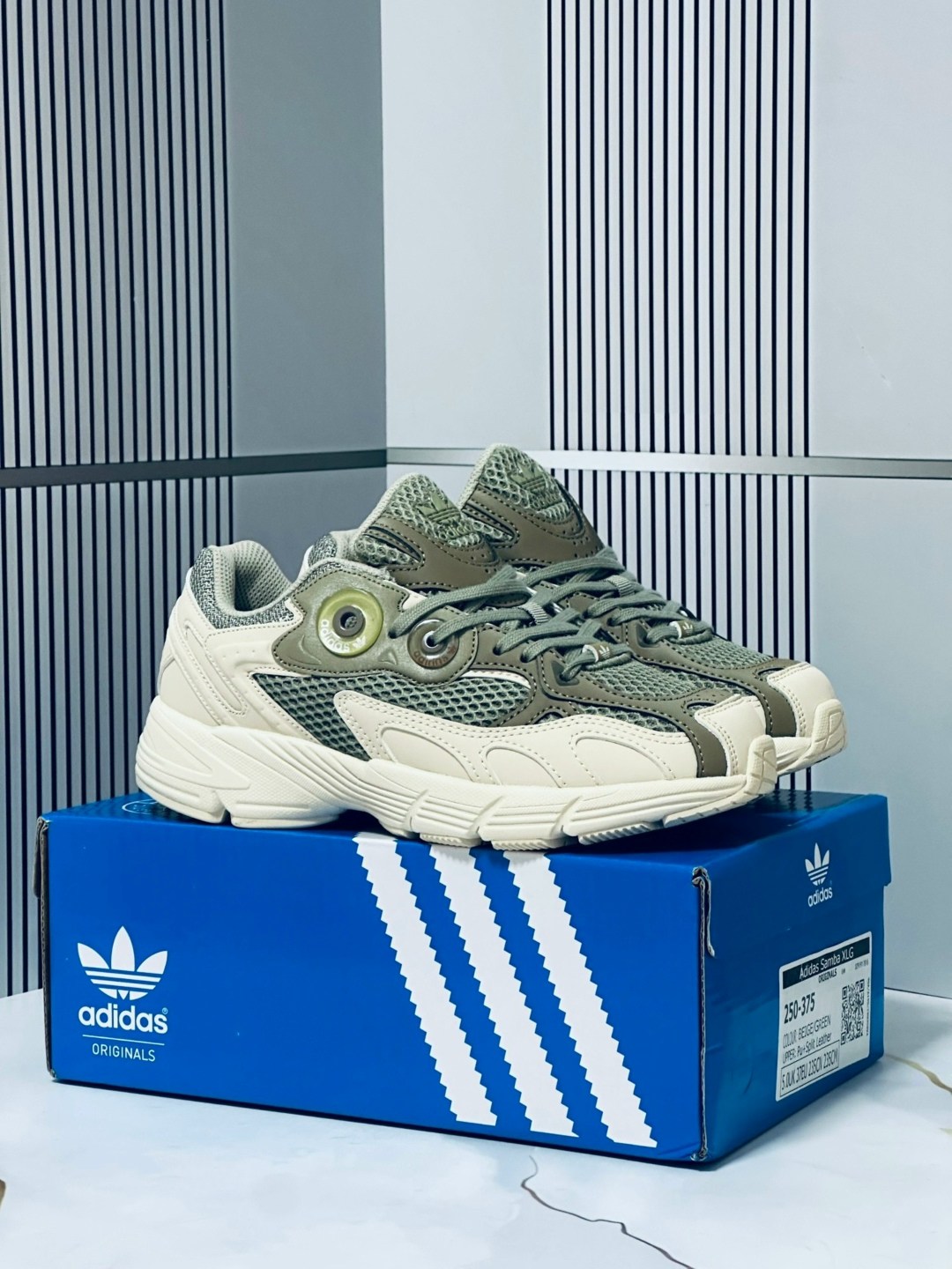 кроссовки adidas,кроссовки,adidas кроссовки женские,кроссовки мужские женские adidas,кроссовки женские adidas astir