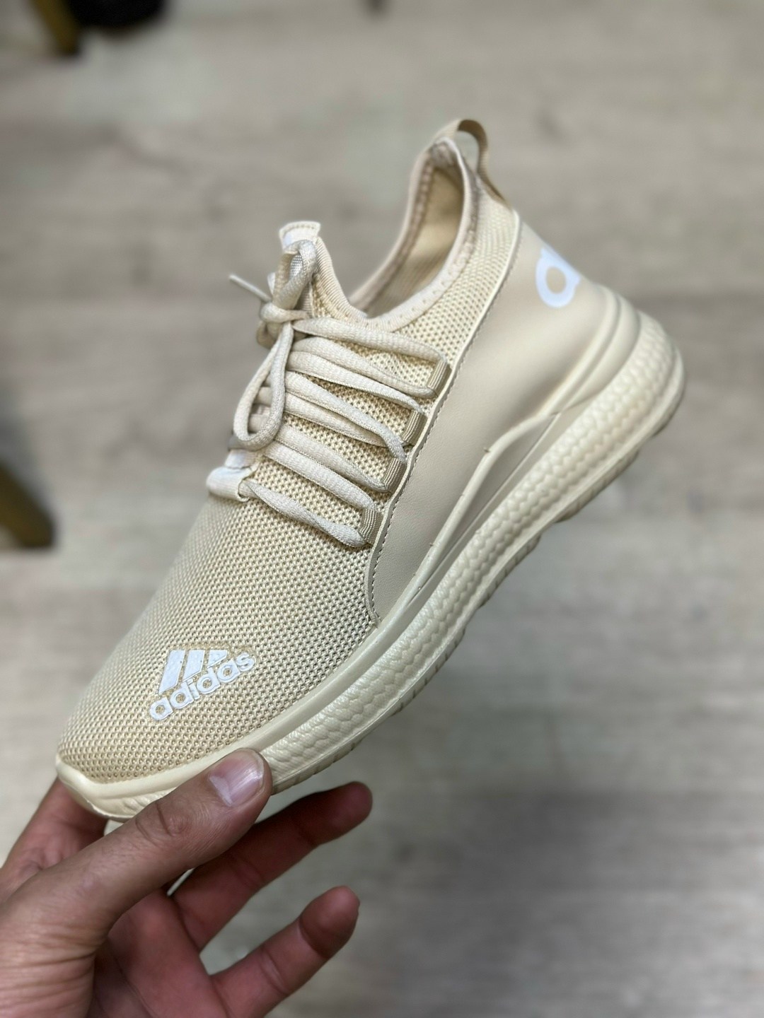 кроссовки,кроссовки adidas,женские кроссовки, спортивная,кроссовки для мужчин