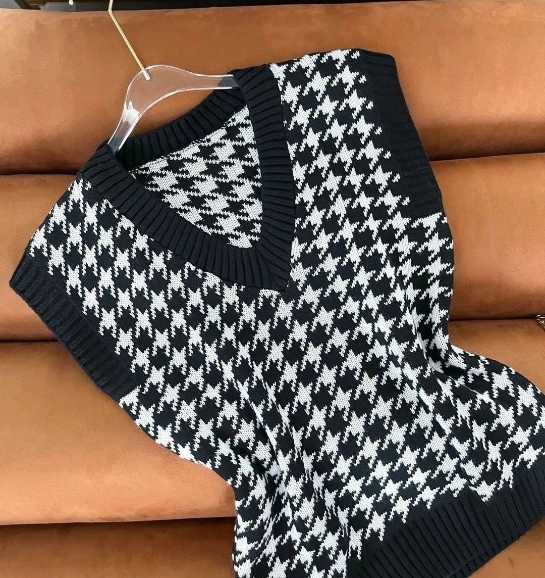 жилетка женская,трикотажный жилет,жилет вязаный женский,жилетка вязаная,вязаные жилеты