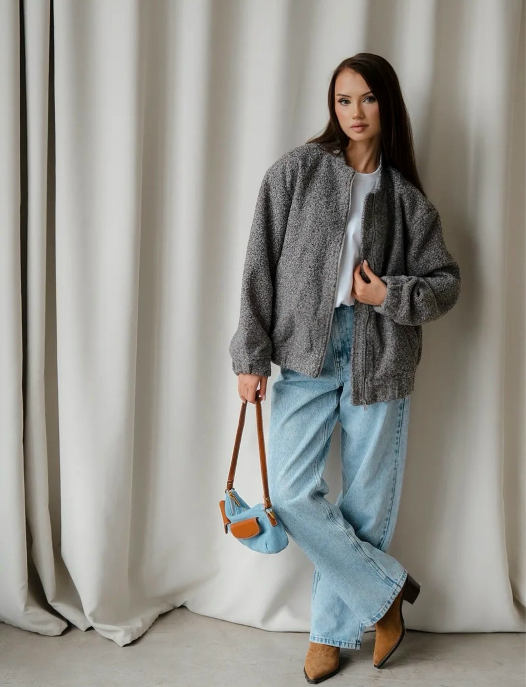 куртка бомбер оверсайз,куртка-бомбер oversize из ткани с ворсом серая,бомбер зара серый,женский бомбер оверсайз,бомбер оверсайз