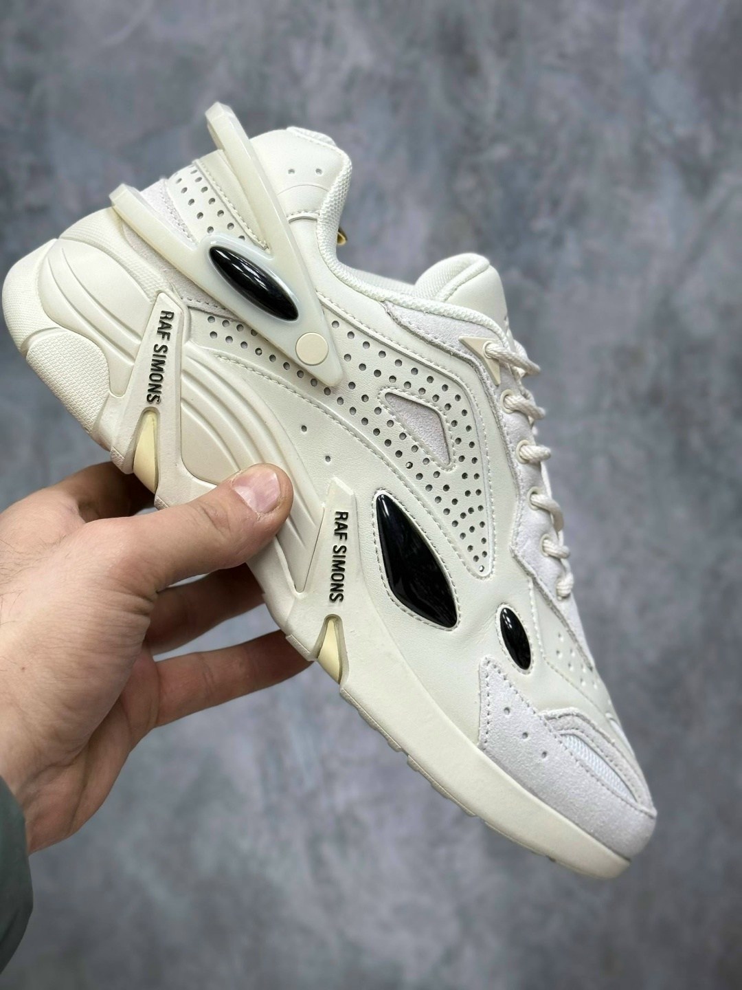 кроссовки raf simons cylon-21 белый,кроссовки raf simons cylon 21,кроссовки raf simons cylon,кроссовки raf simons cylon-21 кремовые,кроссовки raf simons