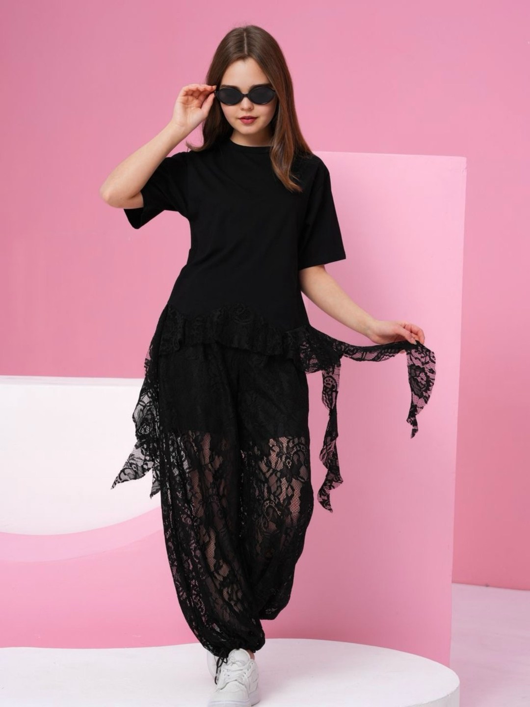 кружевная юбка,брюки женские кружевные,брюки из кружева,костюм брючный белый,кружевные брюки