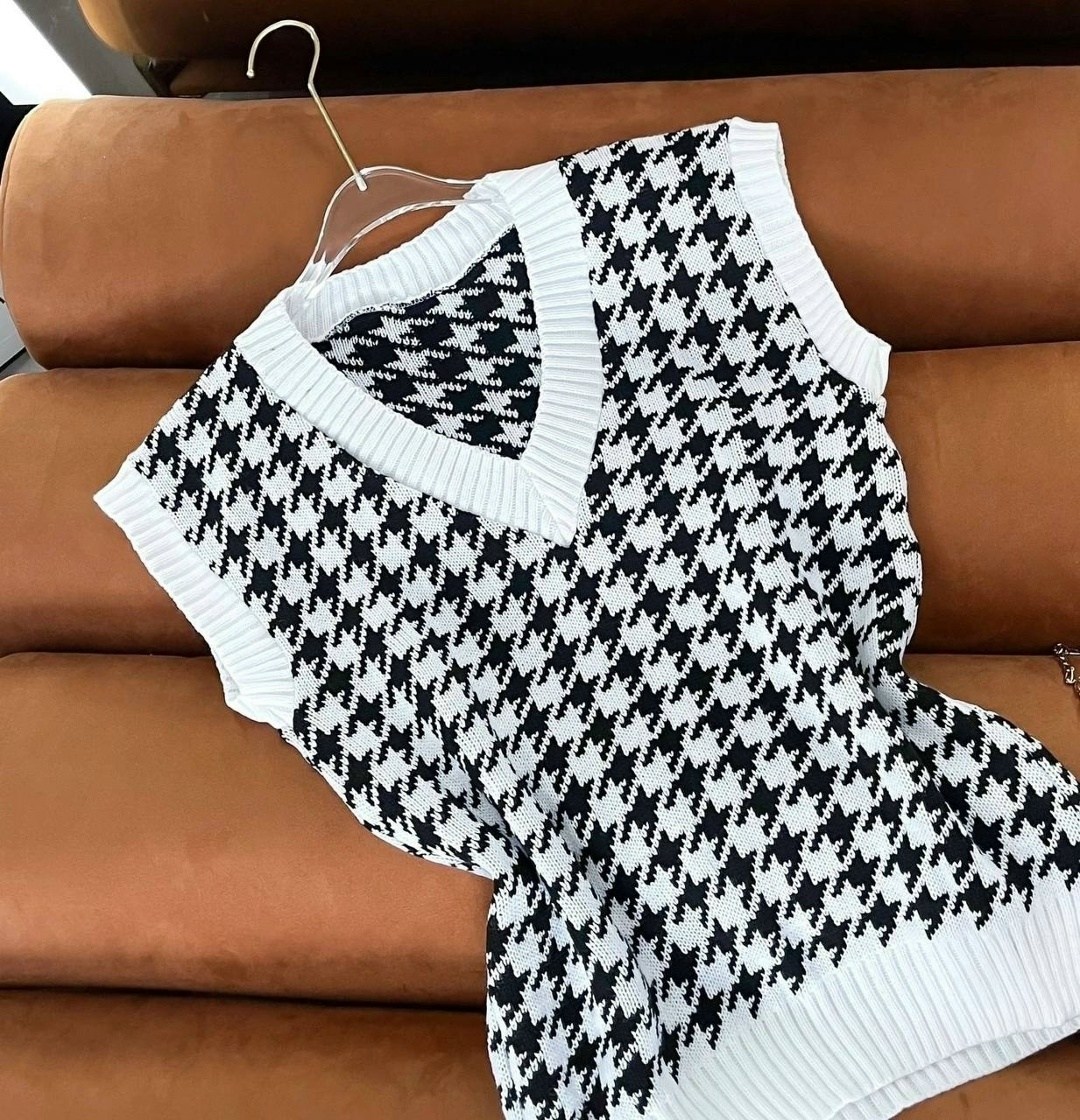 жилетка женская,трикотажный жилет,жилет вязаный женский,жилетка вязаная,вязаные жилеты