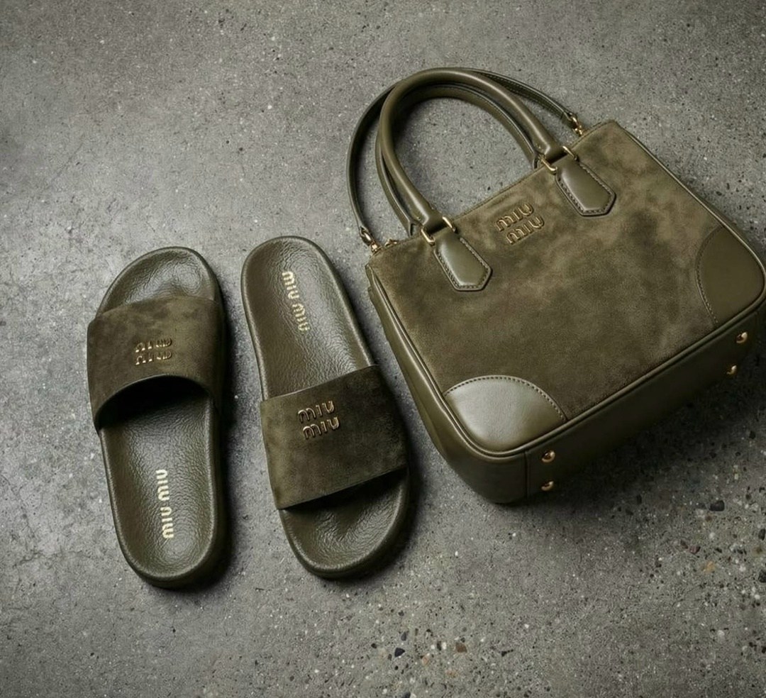 шлепанцы женские,шлепки miu miu,,шлепанцы коричневые miu miu,летние женские шлепанцы