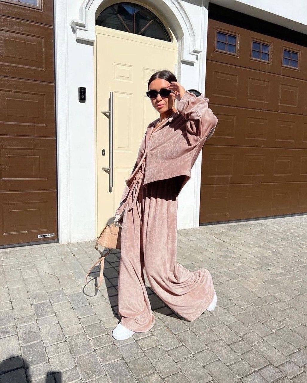 велюровый костюм женский,cпортивный костюм велюровый,велюровый костюм,костюм велюровый тройка,бархатный костюм женский