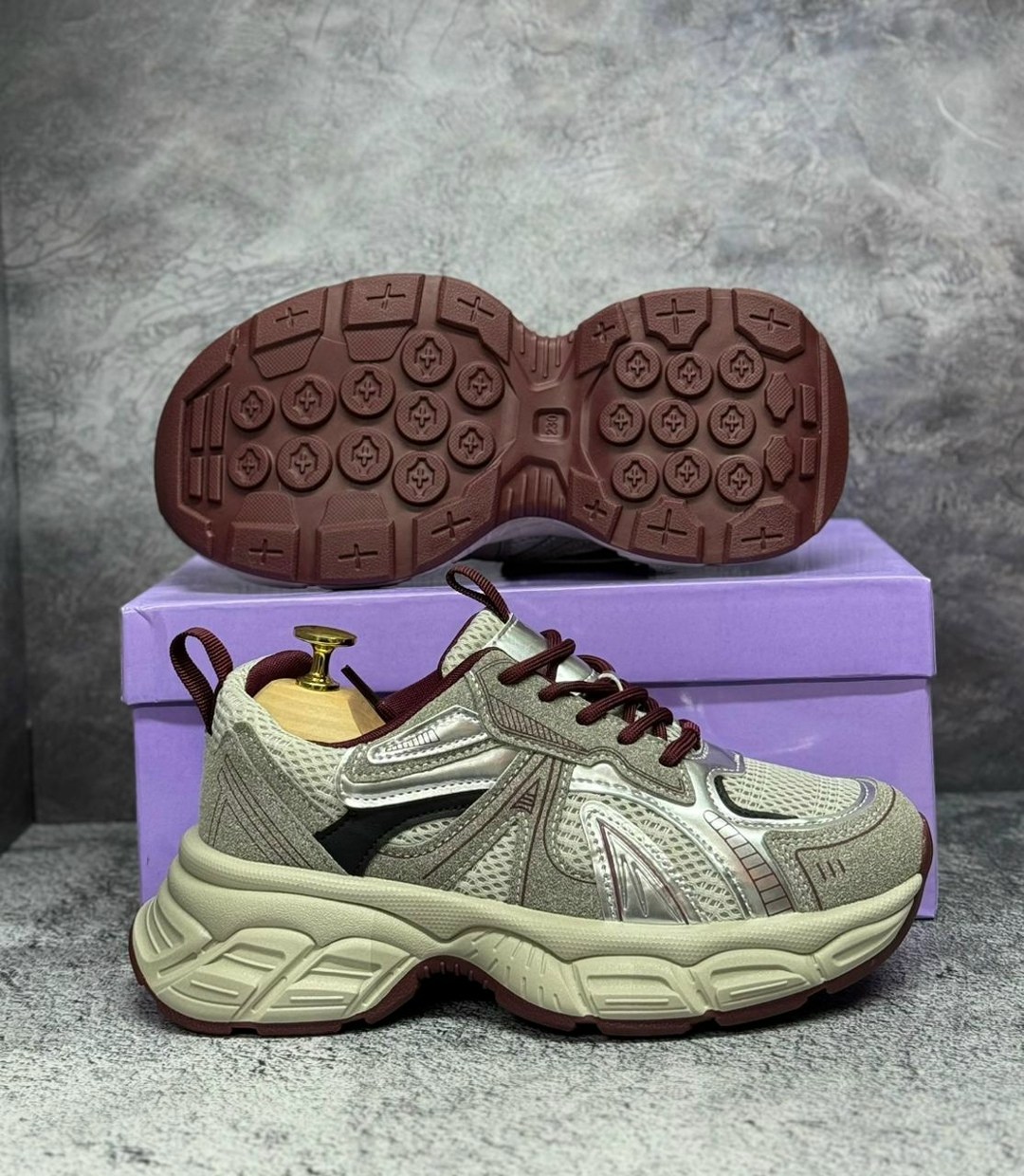 кроссовки,кроссовки женские,кроссовки модные,массивные кроссовки,кроссовка