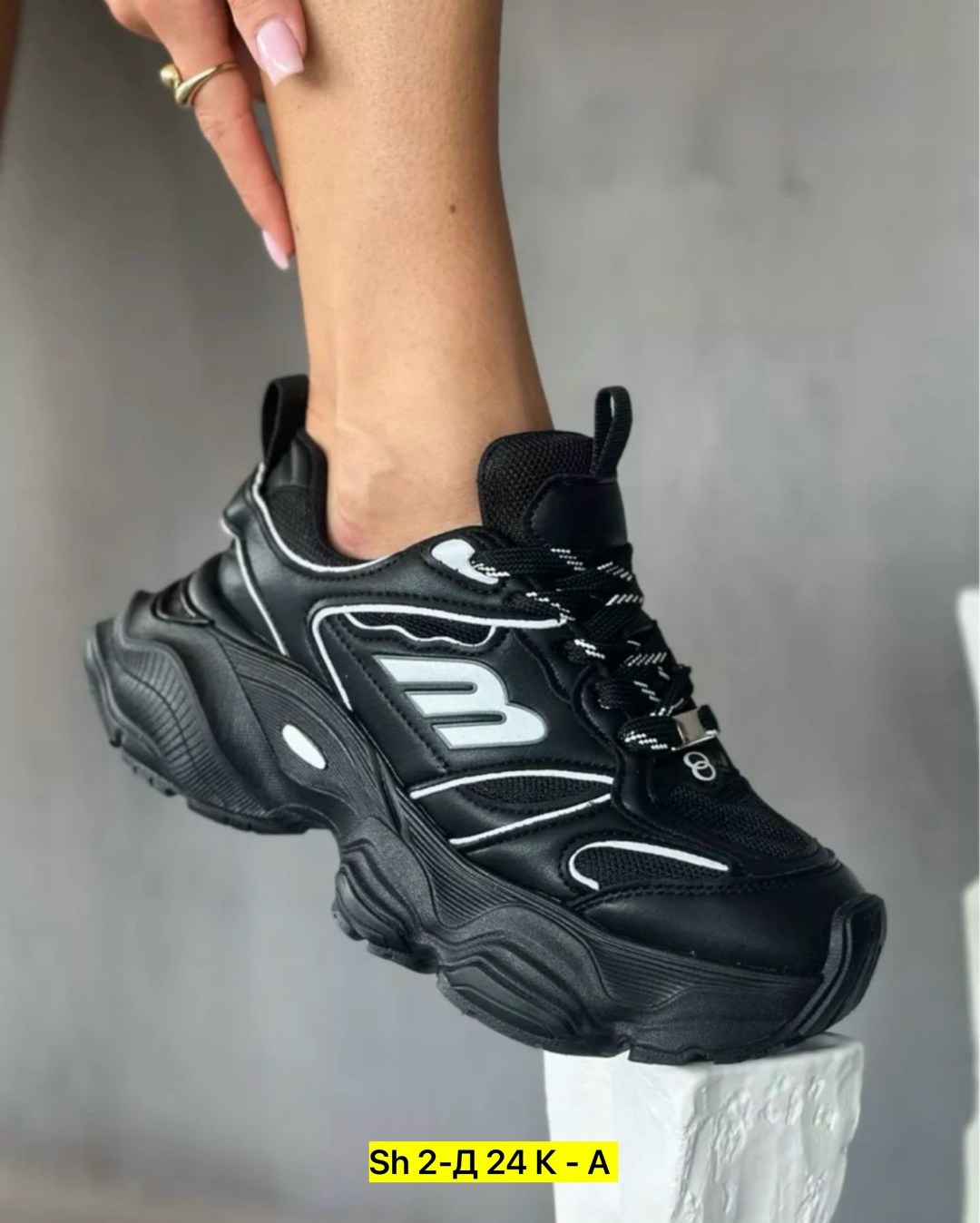 кроссовки balenciaga track,кроссовки balenciaga,кроссовки женские balenciaga,кроссовки balenciaga track черный,массивные кроссовки