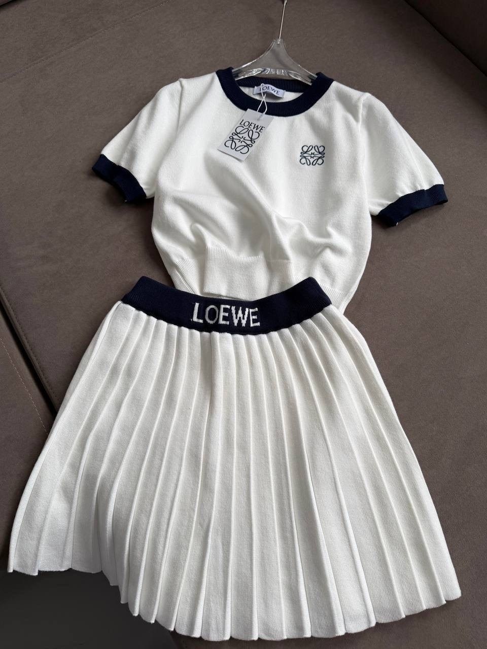 трикотажные костюмы,костюм с юбкой,одежда комплект,кофта и юбка,комплект футболки