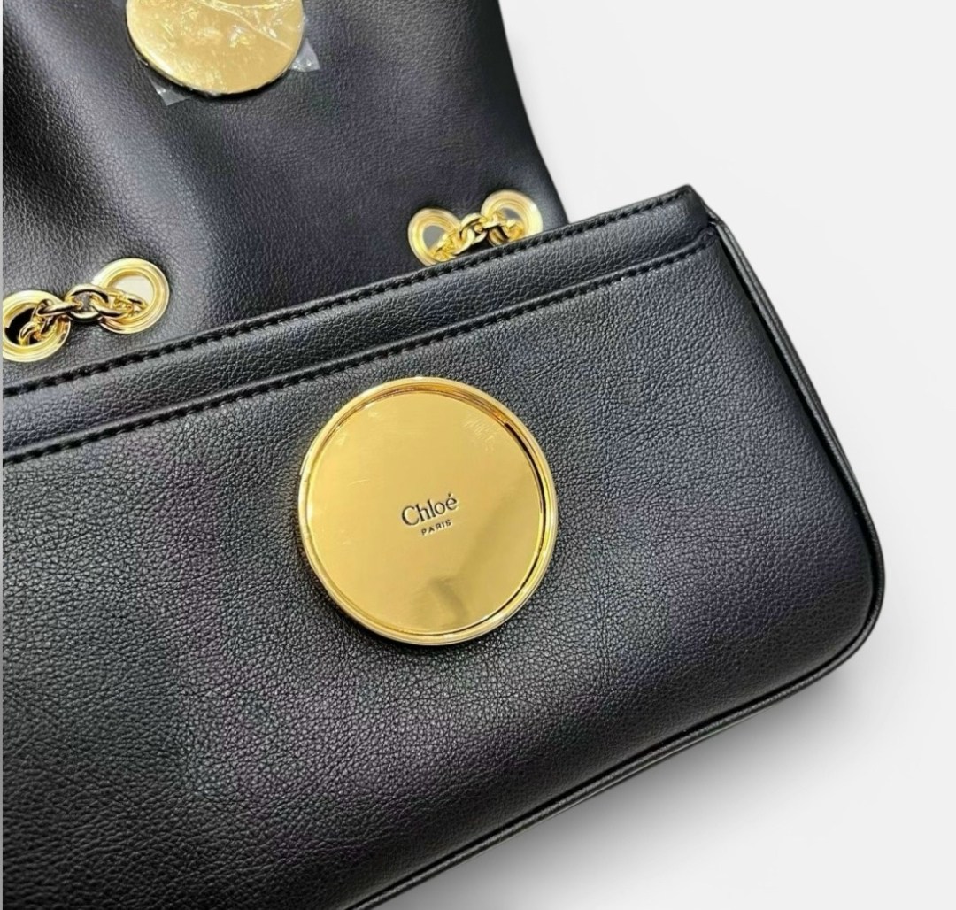 versace сумка,versace сумка через плечо с декором la medusa черный,клатч версаче,versace клатч,сумка через плечо versace