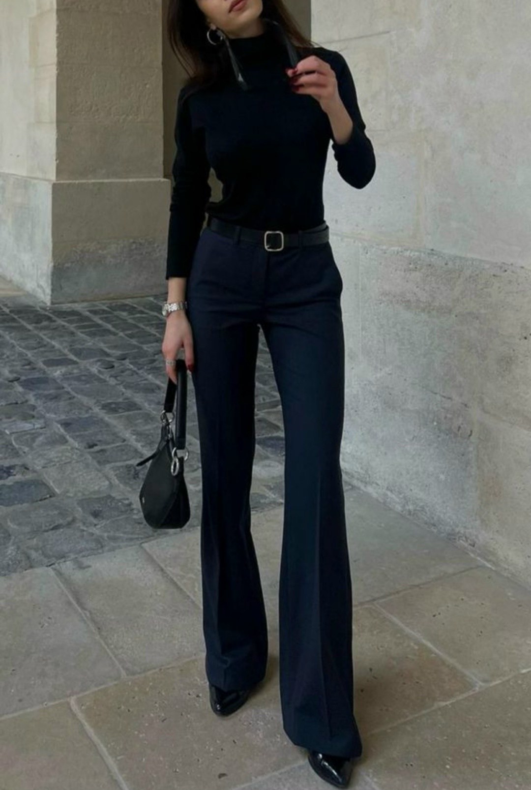 кожаные брюки клеш,брюки прямые,брюки клеш,брюки клеш из экокожи,брюки модные