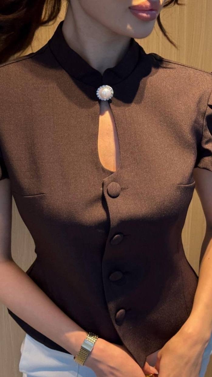 приталенная блуза,женская блузка,блузка женская белая,элегантное модное,брючный костюм