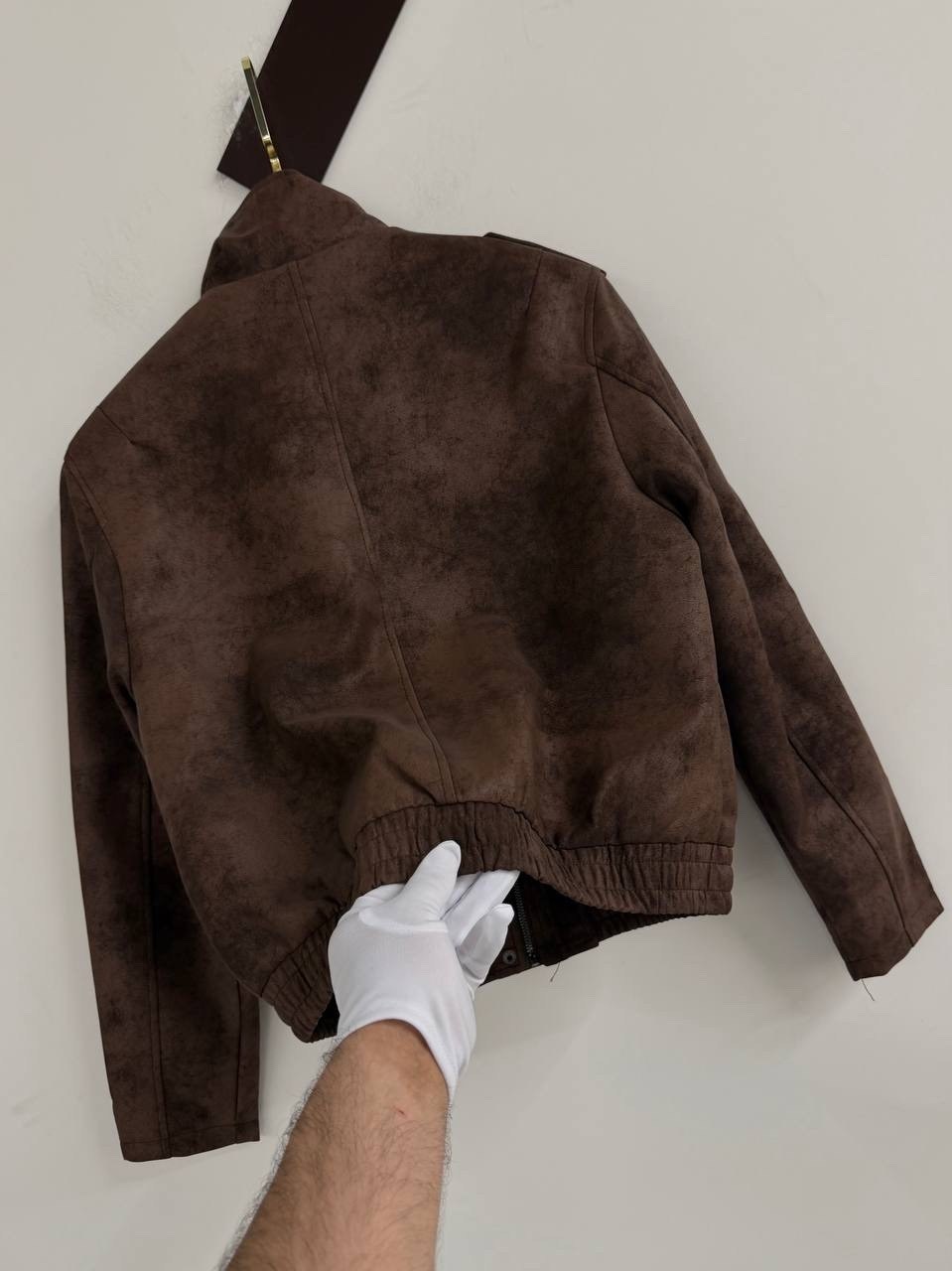 замшевая куртка,куртка женская,куртка кожаная,женский бомбер из замши,куртка из замши