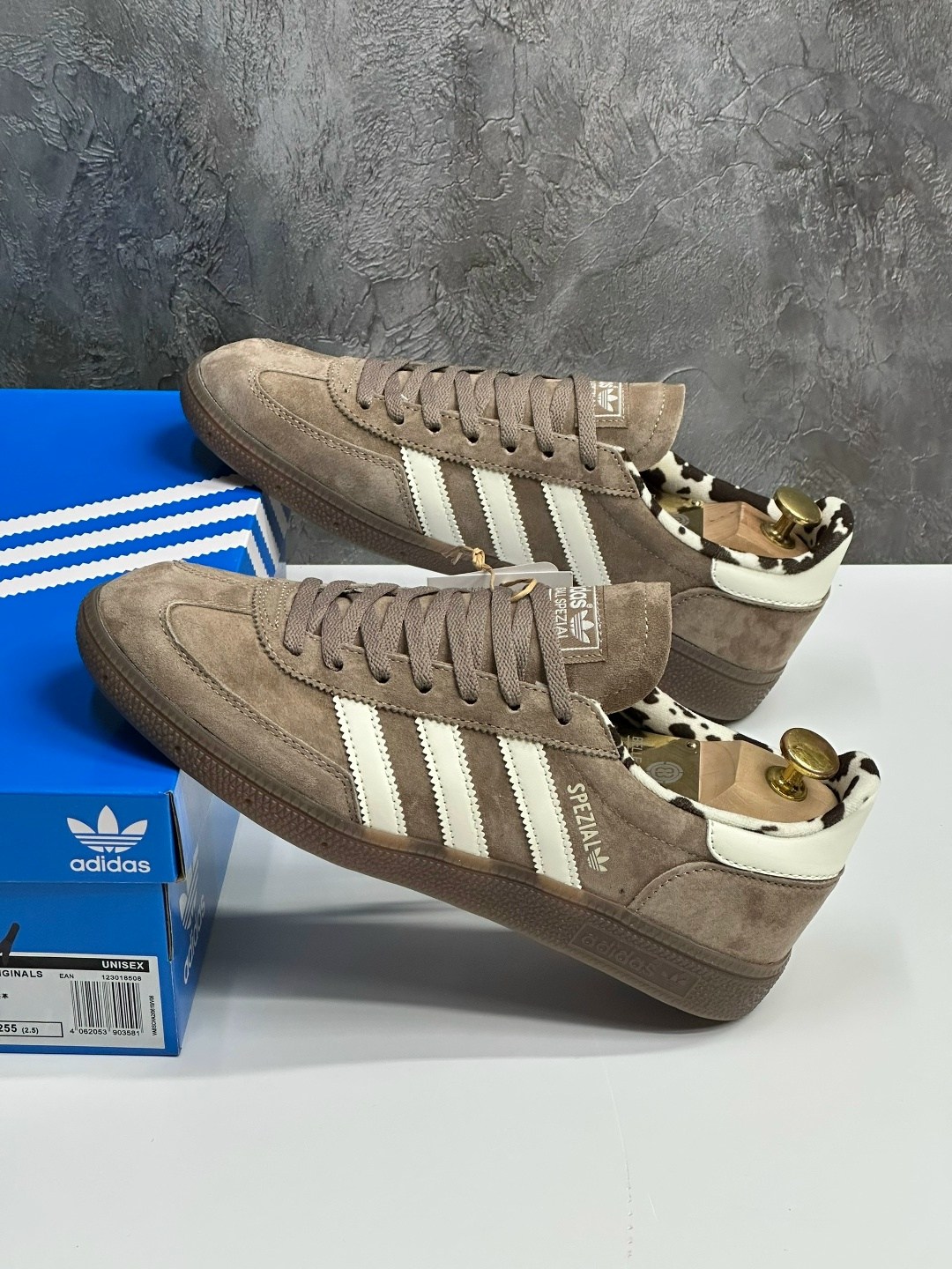 кроссовки adidas spezial,кроссовки adidas handball spezial,кроссовки adidas spezial коричневые,кеды adidas spezial,кроссовки адидас originals spezial og