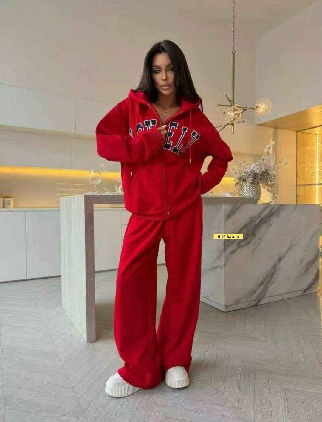 спортивный женский костюм,костюм спортивный,спортивный костюм на флисе женский,костюм на флисе,женский костюм
