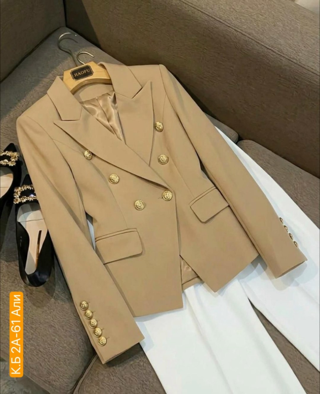 женский двубортный пиджак,женский двубортный блейзер,женский облегающий двубортный блейзер красного цвета с металлическими пуговицами,женский двубортный пиджак в европейском стиле,красный двубортный п