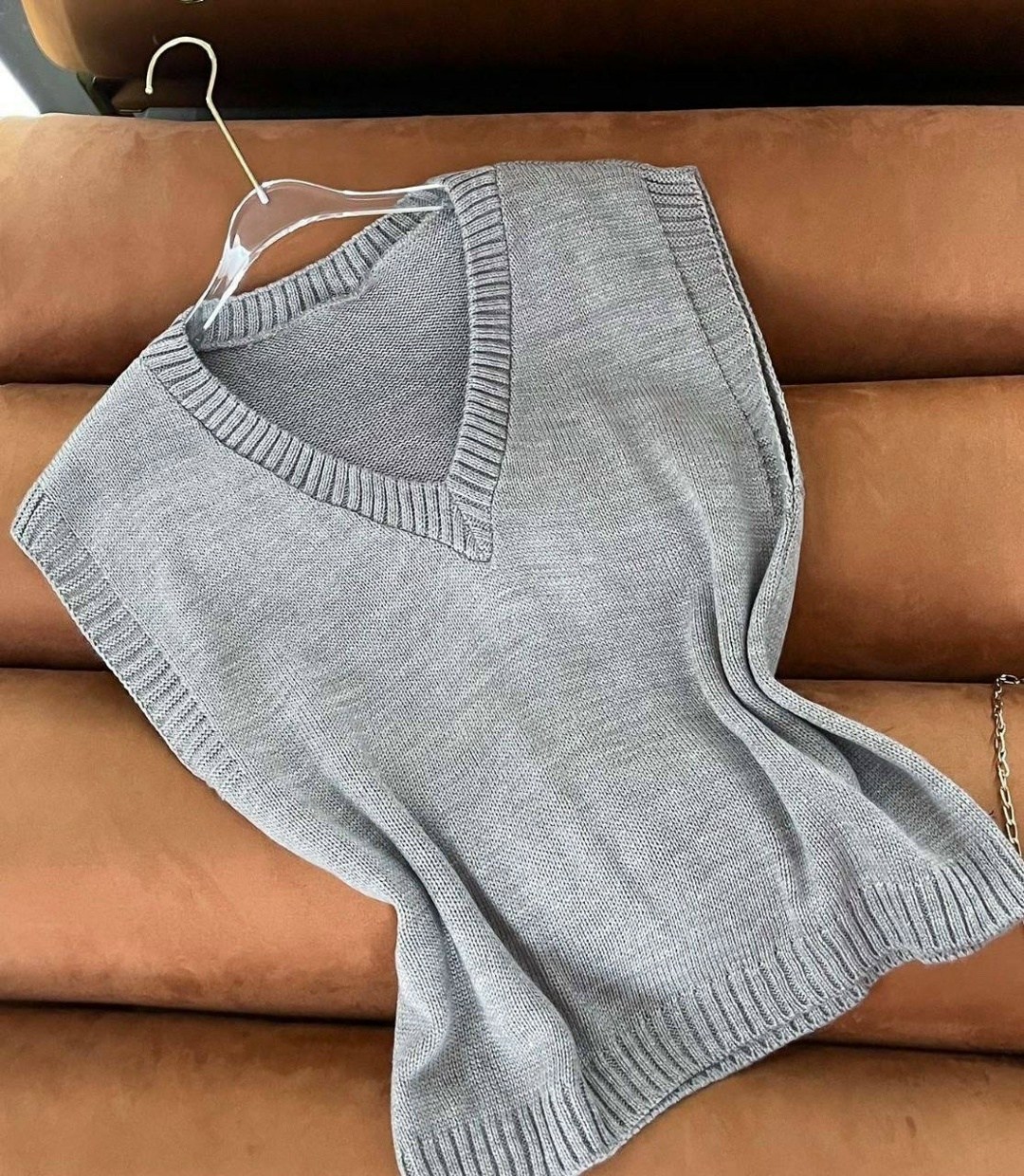 жилетка женская,трикотажный жилет,жилет вязаный женский,жилетка вязаная,вязаные жилеты