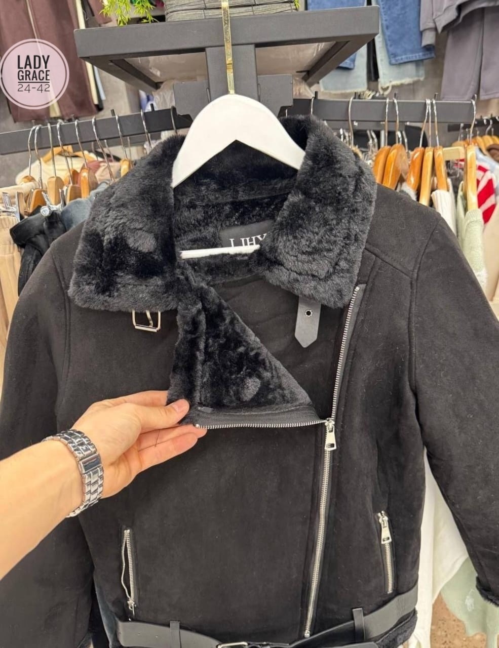 дубленка зара авиатор бежевая,имиджевая дубленка авиатор белого цвета,дубленка авиатор mtforce бежевая,дубленка авиатор,дубленка авиатор zara