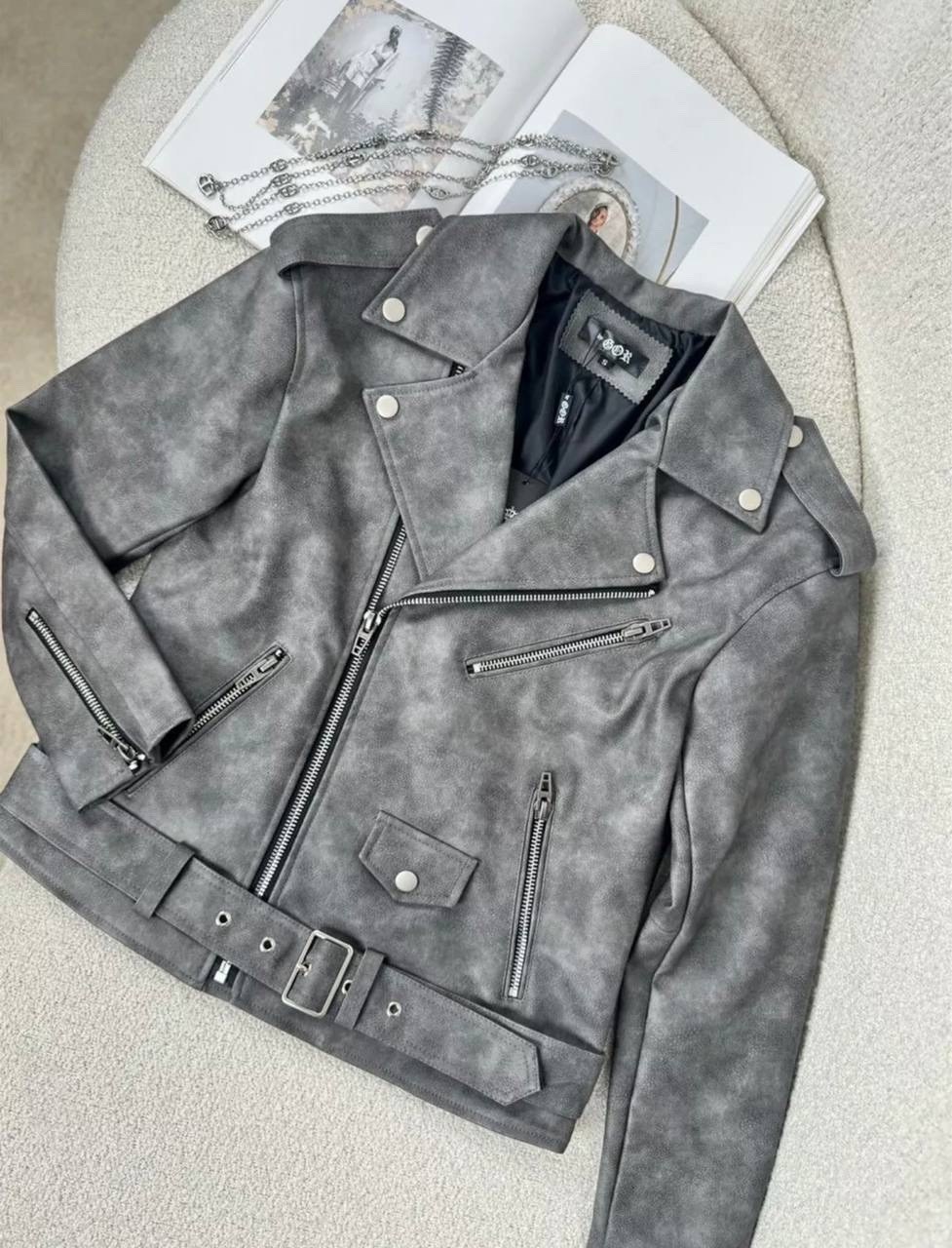 кожаная куртка косуха,куртка косуха оверсайз,кожаная куртка косуха оверсайз кожанка винтажная,куртка косуха,серая кожаная куртка