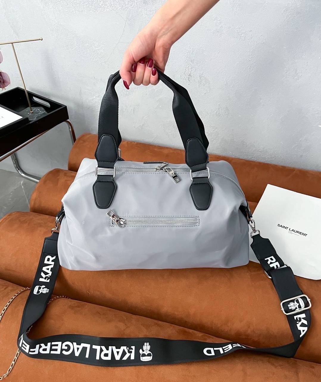 дорожная сумка karl lagerfeld,сумка karl lagerfeld спортивная,сумка karl lagerfeld,сумка женская дорожная спортивная karl lagerfeld,сумка спортивная дорожная шоппер karl lagerfeld