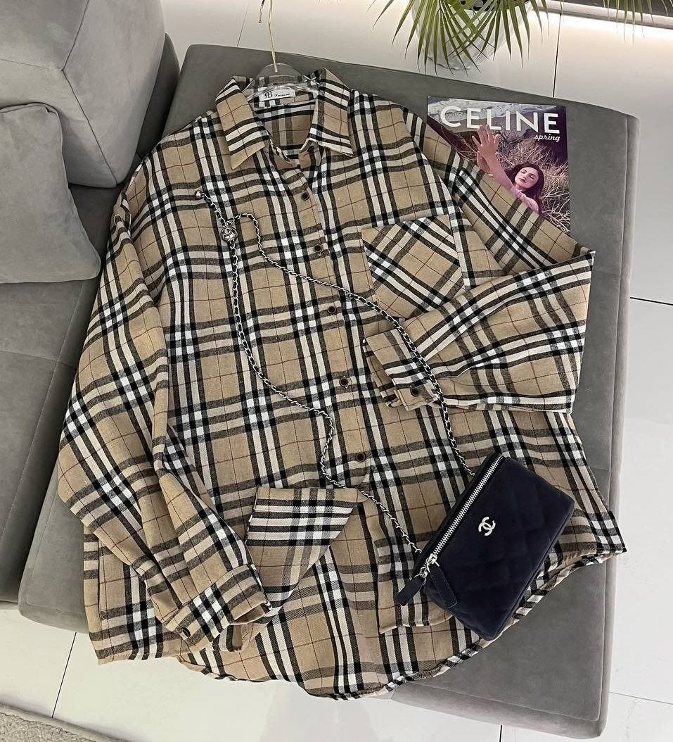 женская рубашка в клетку,рубашка в клетку,burberry рубашка оверсайз в клетку vintage check нейтральный цвет,клетчатая рубашка,рубашка burberry