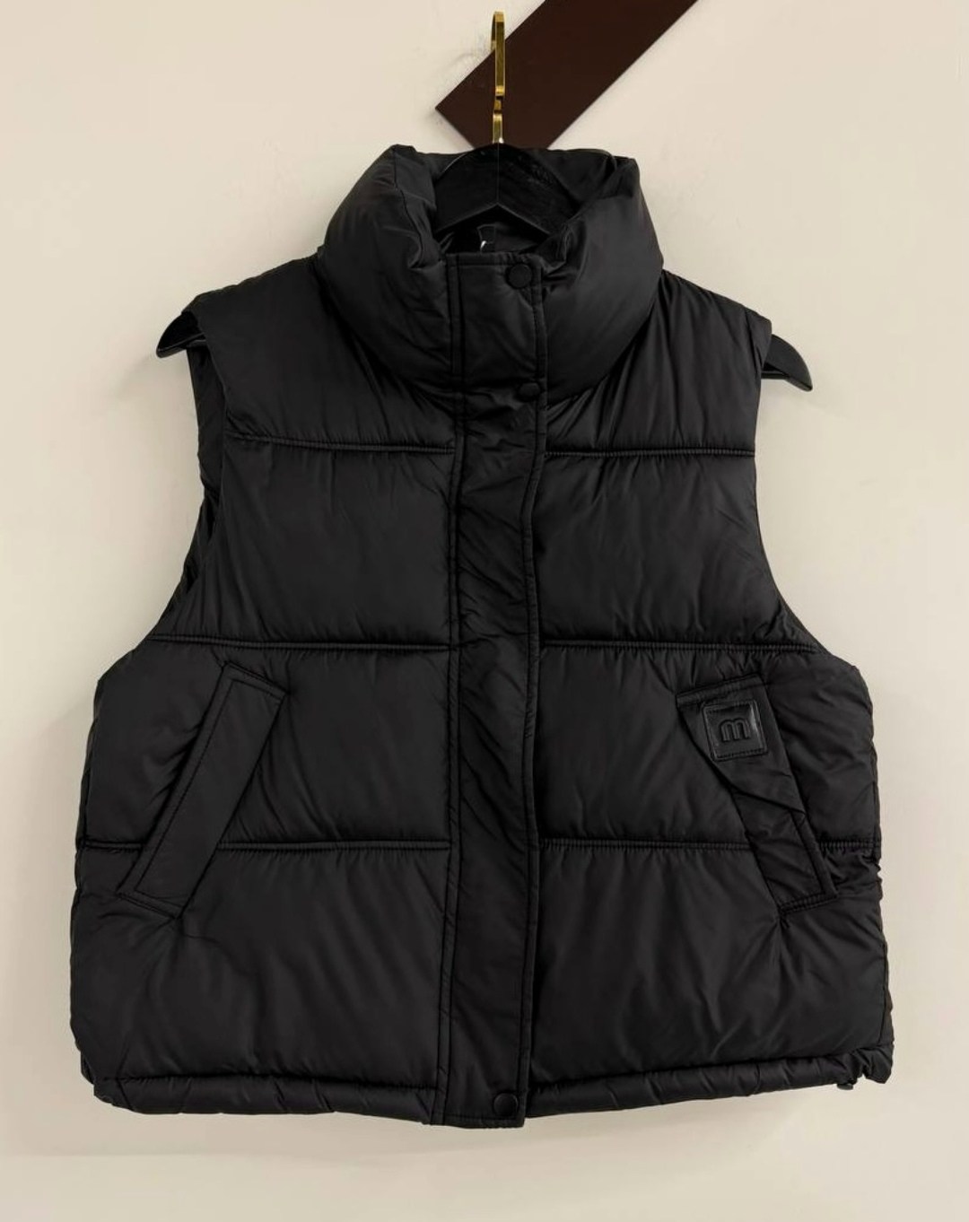 теплый жилет,жилетка женская,пуховой жилет,женский жилет,жилетка теплая