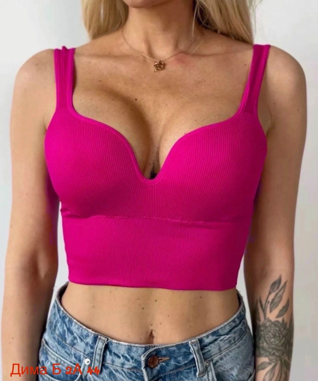 девушка,топ женский,кроп топ женский,топы красивые,бюстгальтер