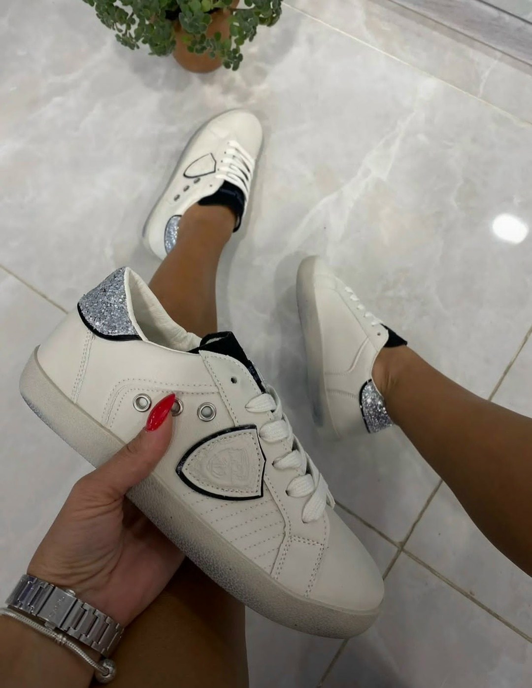 ,кроссовки женскиe,кроссовки модные,диор кроссовки,классические кроссовки
