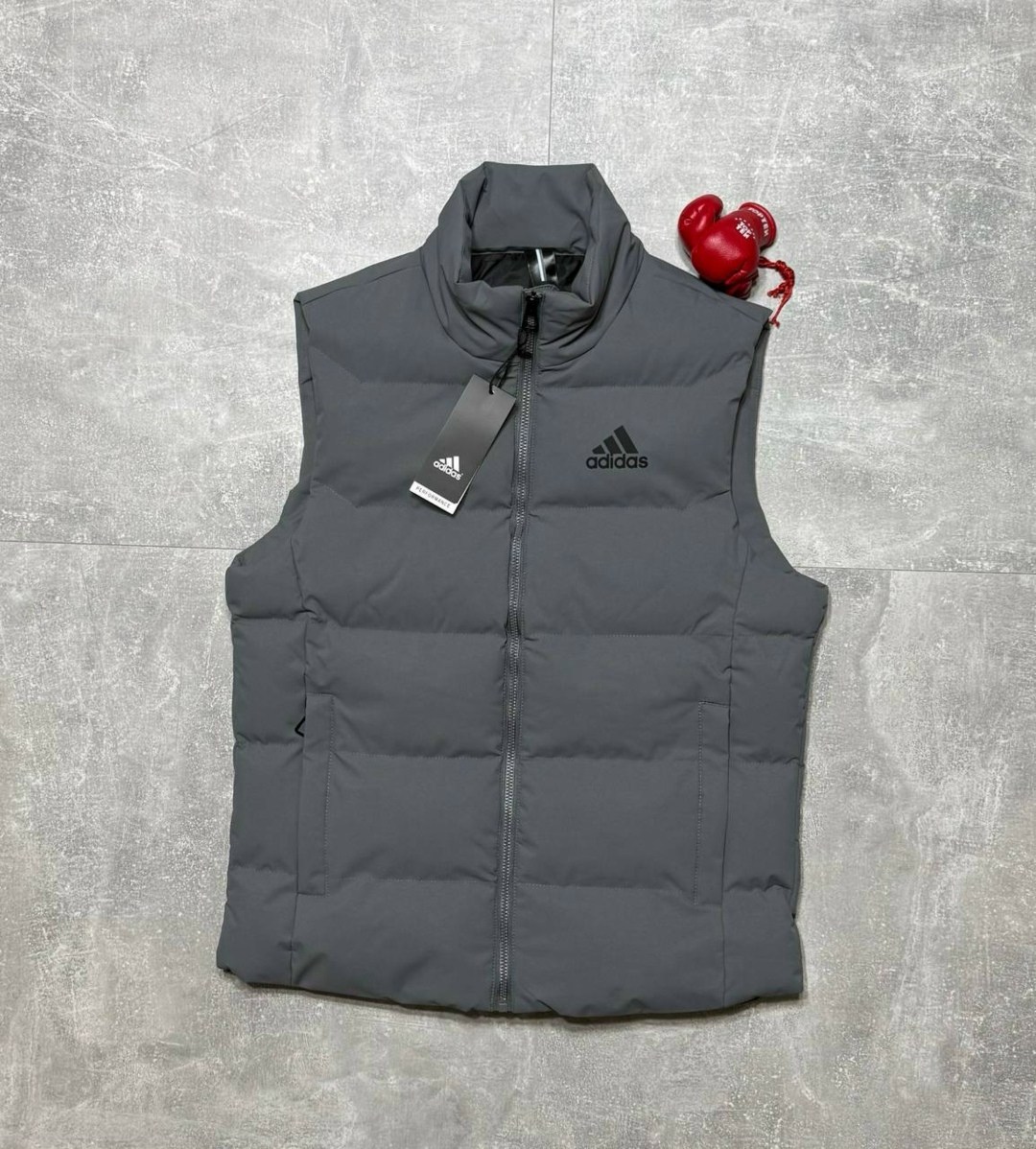 жилет adidas,жилет адидас женский,жилетка адидас,adidas пуховая жилетка мужская,жилет утепленный adidas