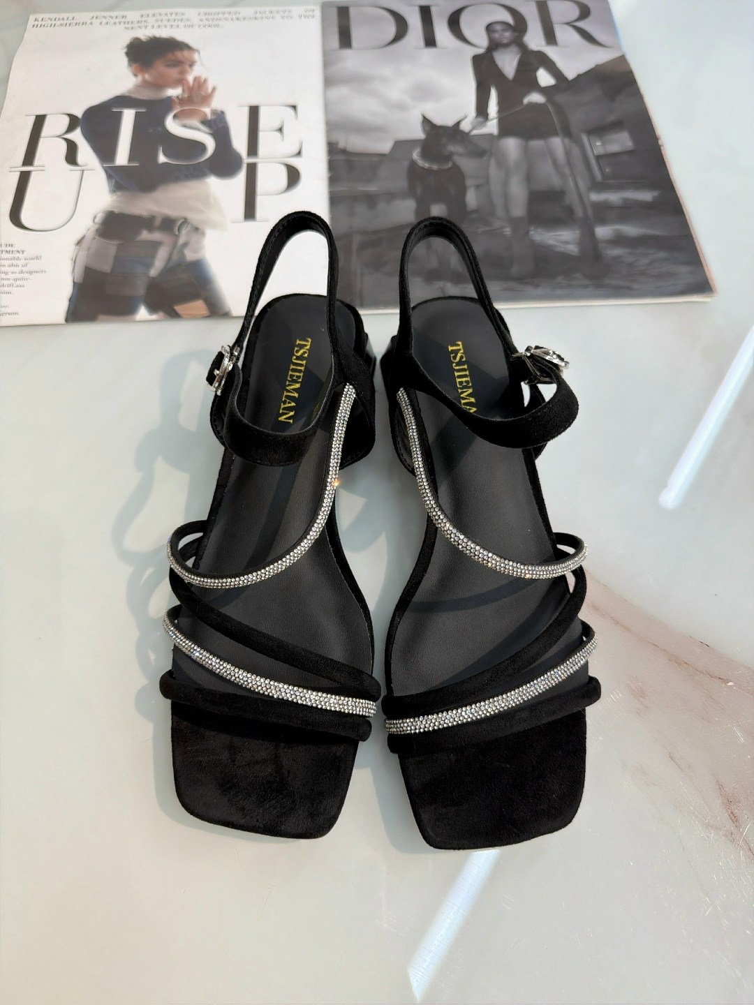 стильные босоножки,босоножки с ремешками,босоножки женские,модные босоножки,босоножки