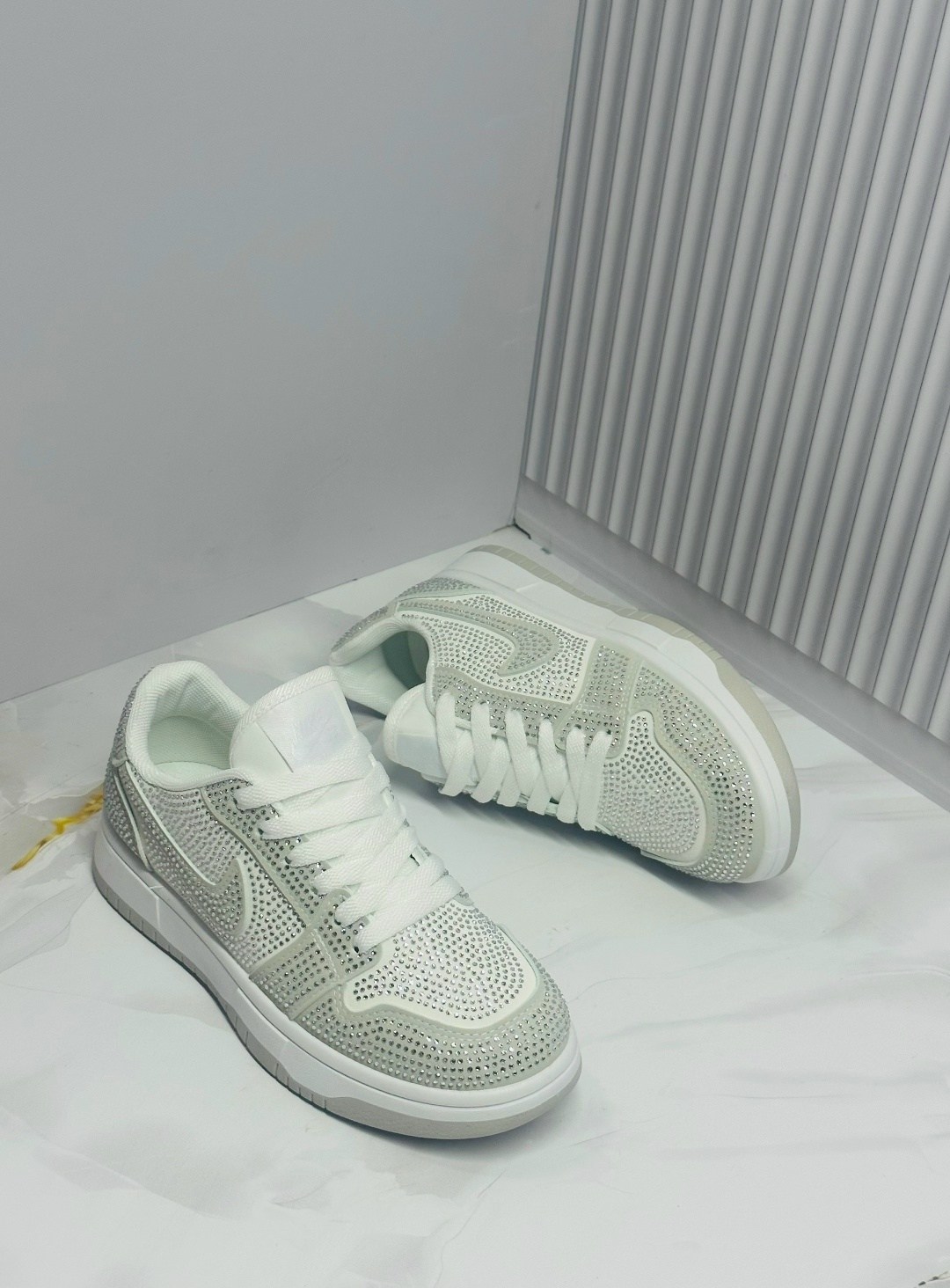 кроссовки,nike dunk swarovski,кросcовки nike air force 1,nike air force 1,женские кроссовки
