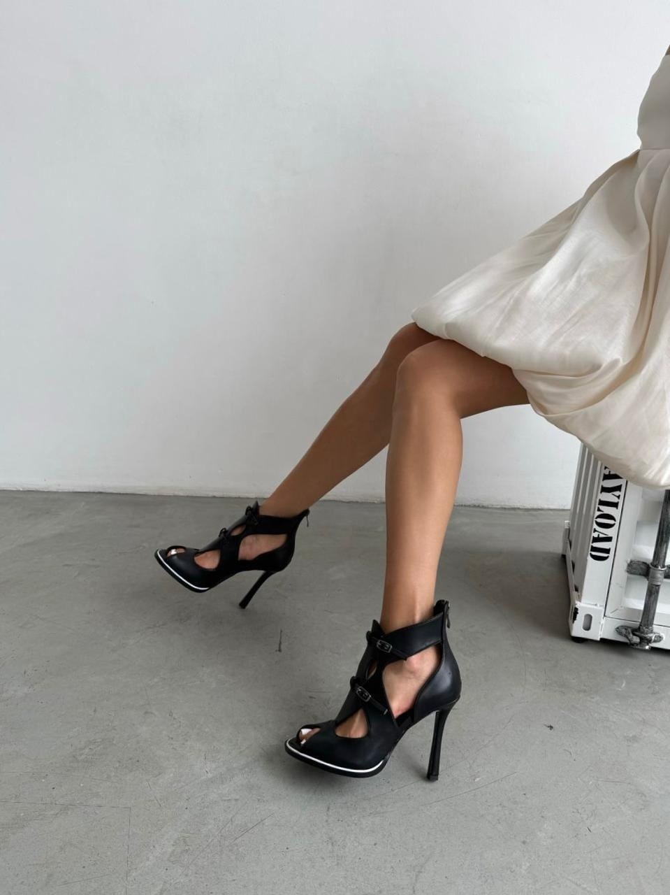 босоножки на шпильке,босоножки на каблуке,черные босоножки на шпильке,босоножки женские,элегантные босоножки